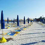 Luconi Гостевой дом Ези