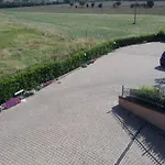 Luconi Гостевой дом Ези
