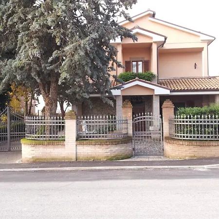 Luconi Ези